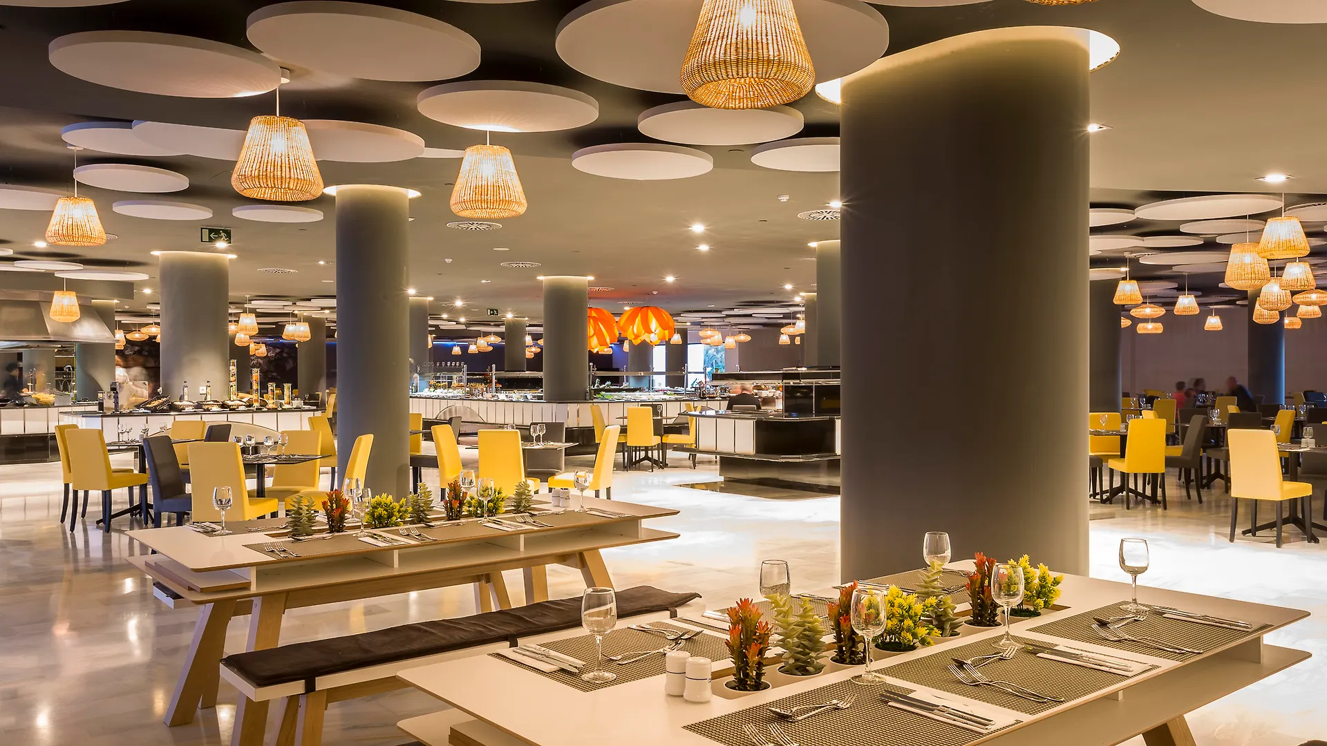 Grand Palladium White Island Resort & Spa Playa d'en Bossa Ξενοδοχείο