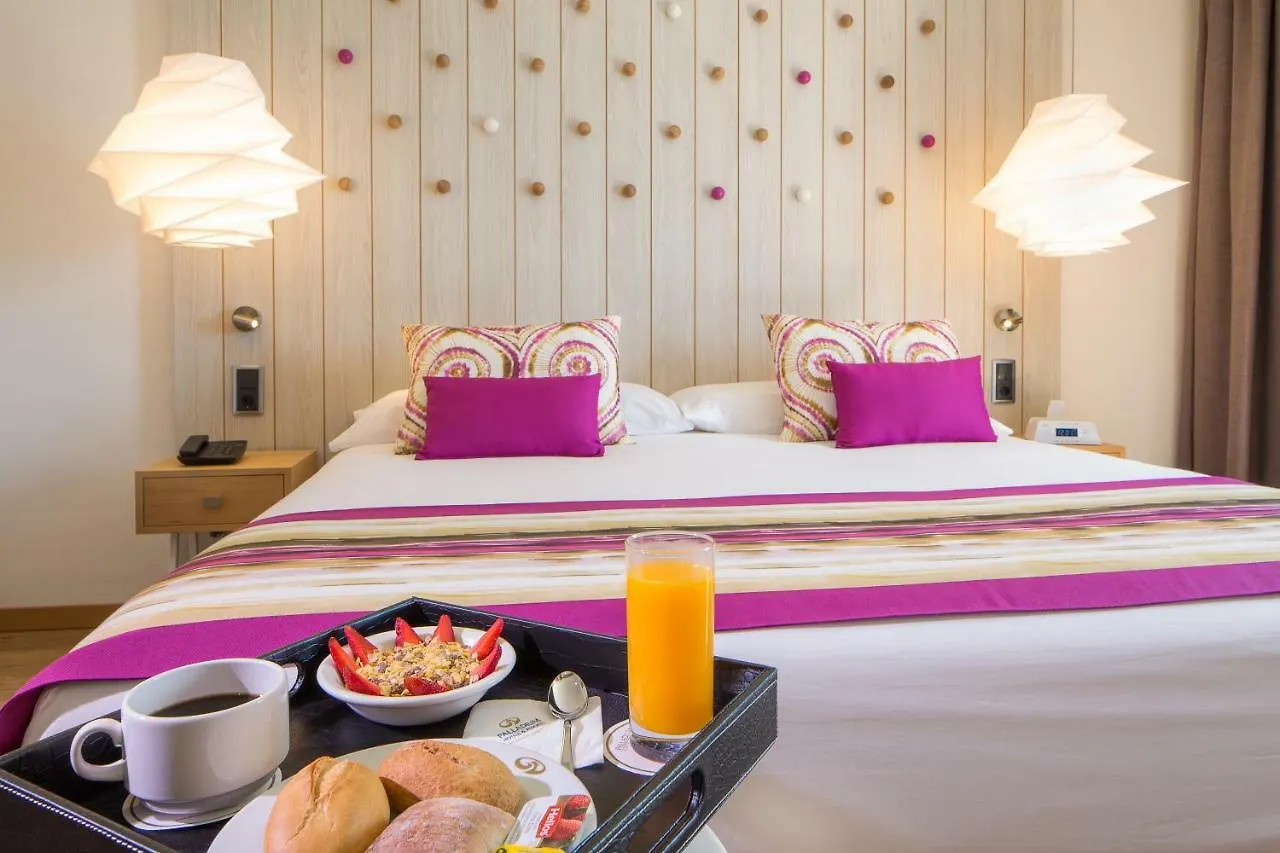 Grand Palladium White Island Resort & Spa Playa d'en Bossa 5*,  Ισπανία