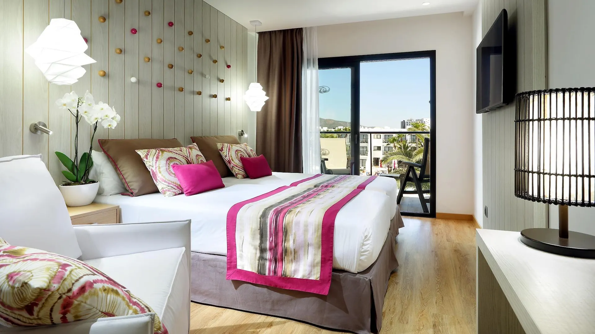 Grand Palladium White Island Resort & Spa Playa d'en Bossa Spain